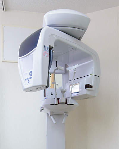 確実な治療のために歯科用CTを導入
